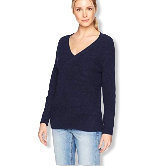 BB DAKOTA Navy Blue Long Sleeve V Neck Sweater - Picture 1 of 4